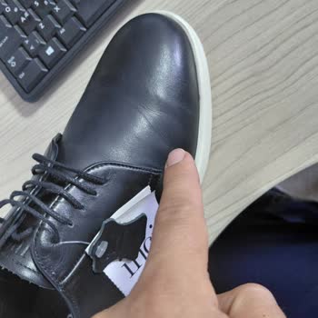 Kullanılmış Görünen Ayakkabı Nedeniyle Düğünüm İçin Acil Değişim Talebi