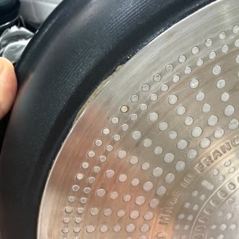 Tefal Tencere Setindeki Kaplama Soyulması Ve Müşteri Hizmetlerinin Reddi