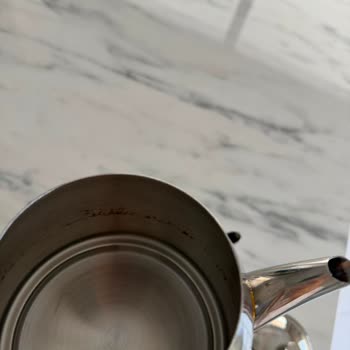 İlk Kullanımda Çatlayan Çaydanlık Ve Cevapsız Müşteri Desteği