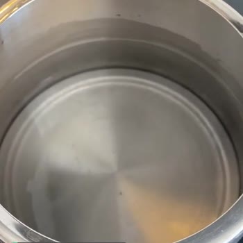 Korkmaz Çaydanlıktan Çıkan Sesi Kabul Etmiyorlar, Normal Olduğu Söyleniyor