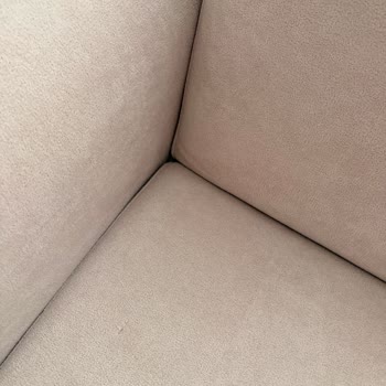 Defolu Mobilyalar Ve Kaba Mağaza Yetkilisiyle Yaşanan Mağduriyet