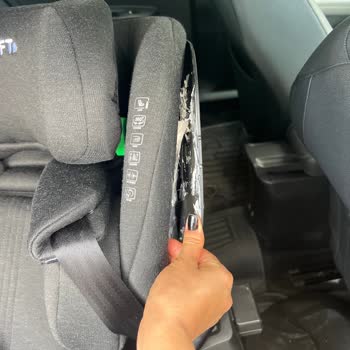 Çocuğumun Gözü Neredeyse Yaralandı, Güvenlik Riski Taşıyan Oto Koltuk Sorunu