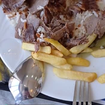 Ekrem Coşkun Döner Karapınar Şubesinde İlgisiz Elemanlar