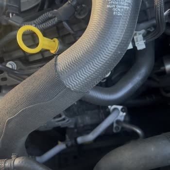 Renault Bayhan Servisinde Klima Arızası Nedeniyle 8 Saat Bekleme Ve 3000 TL Masraf