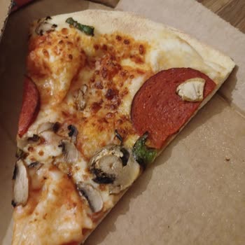 Yanlış Pizza Ve Sarımsaklı Kenar Eksikliği Tekrar Eden Sorunlar