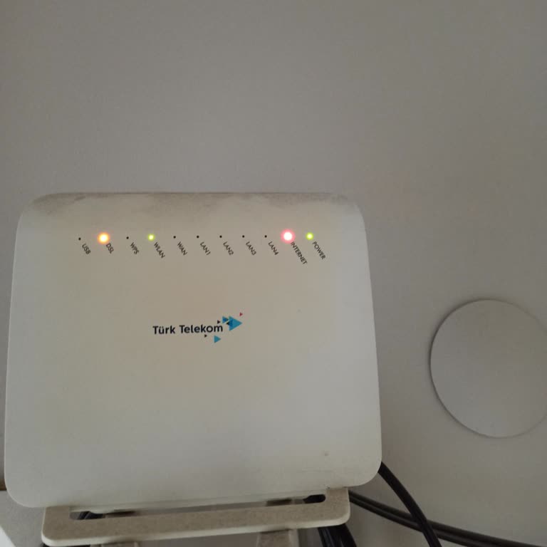 Türk Telekom Sabit İnternet Kesintisi Ve Belirsiz Çözüm Süresi
