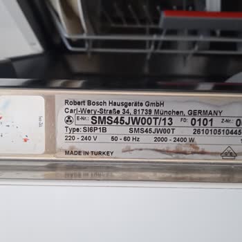 Bosch Bulaşık Makinesinde İç Bölümde Çıkan Delik Ve Tuşların Çalışmaması