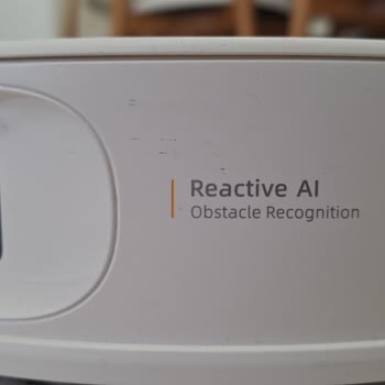 70.000 TL'lik Premium Robot Süpürge 2 Gün İçinde Çizildi Ve Deforme Oldu