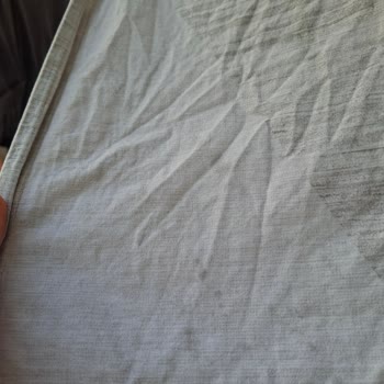 Profilo Leke Uzmanı Çamaşır Makinesi Koyu Renkli Kıyafetlerde Lekeler Nedeniyle Ayıplı Ürün İadesi