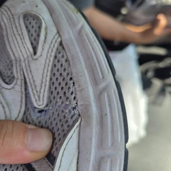 Adidas Ayakkabısının Kısa Sürede Yırtılması Ve Haksız Kullanıcı Hatası İddiası