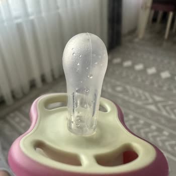 Philips Avent Emziğinde Su Kabarcıkları: Güvenlik Ve Hijyen Endişesi
