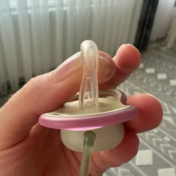Philips Avent Emziğinde Su Kabarcıkları: Güvenlik Ve Hijyen Endişesi