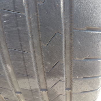 İki Yıl Önce Alınan Hankook Lastiklerde Derin Çatlaklar Ve Ücretsiz Değişim Talebi