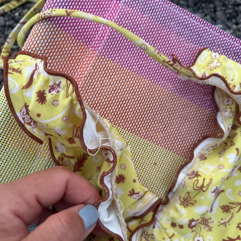 Üç Kullanımdan Sonra Dikişleri Açılan Bikini İçin Değişim Ve İade Talebi