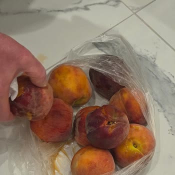 Migros Sanal Market'ten Çürük Şeftali Teslimatı İçin Tam Ücret İadesi Talebi