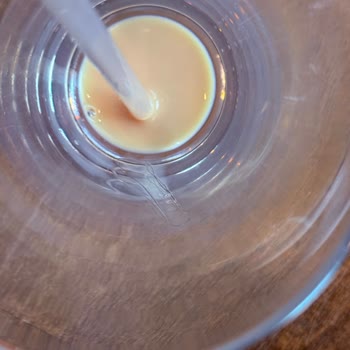 Latte'de Kıl Ve Eksik Servis Malzemeleri