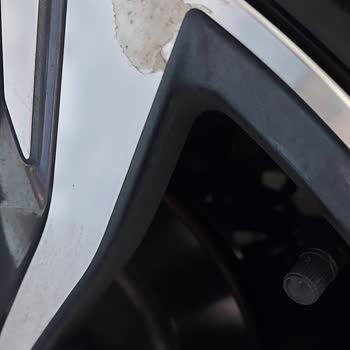 Renault Megane Jant Vernik Soyulması Ve B Sütunu Ses Sorunu Garantiden Reddedildi