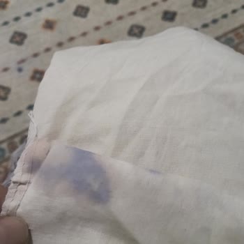 Ariel Kapsül Deterjanı Çözünmüyor Ve Çamaşırlarıma Boya Lekesi Bırakıyor