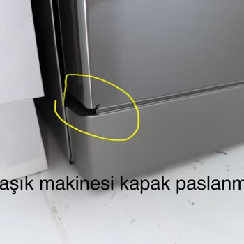 Bosch Bulaşık Makinesinin Kapak Bağlantısındaki Paslanma 10 Yıllık Garantiyle Çelişiyor