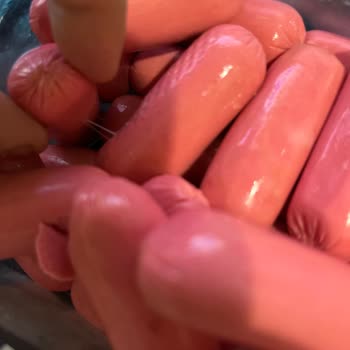 Metro Market'ten Bozuk Sosis Paketi Ve Gıda Güvenliği Endişesi