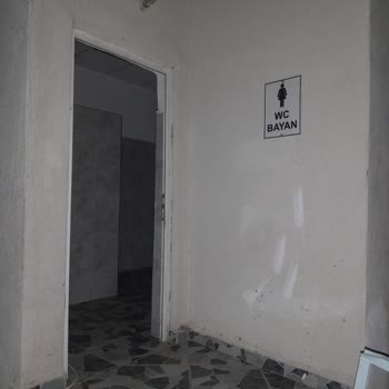 Elektrik Kesintisi Ve Bilgi Eksikliği Nedeniyle Kamp Deneyiminde Büyük Hayal Kırıklığı