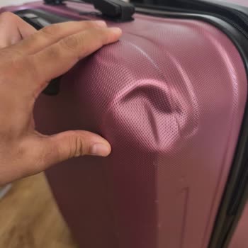 İki Saatlik Uçuş Gecikmesi Ve Hasarlı Bagaj Nedeniyle Yaşanan Ciddi Mağduriyet