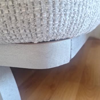 Yuya Mobilya’dan Aldığım Koltuk Takımında Renk Ve İşçilik Kusurları
