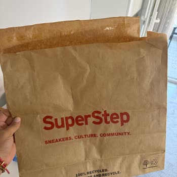 SuperStep Online’dan New Balance 1906 Ayakkabı Hasarlı Kutu Ve Görünür Etiketlerle Teslim Edildi