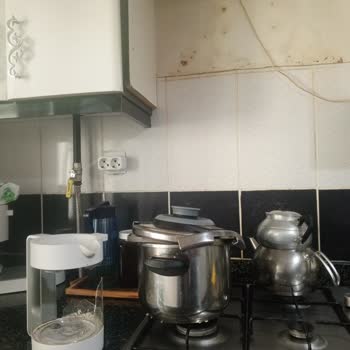 Patlayan Düdüklü Tencere Güvenlik Riski Ve Mutfak Hasarı