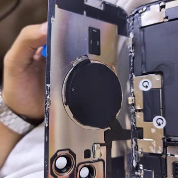Yan Sanayi Parçalı İphone'da Sertifika Çelişkisi Ve Ücret İadesi Talebi