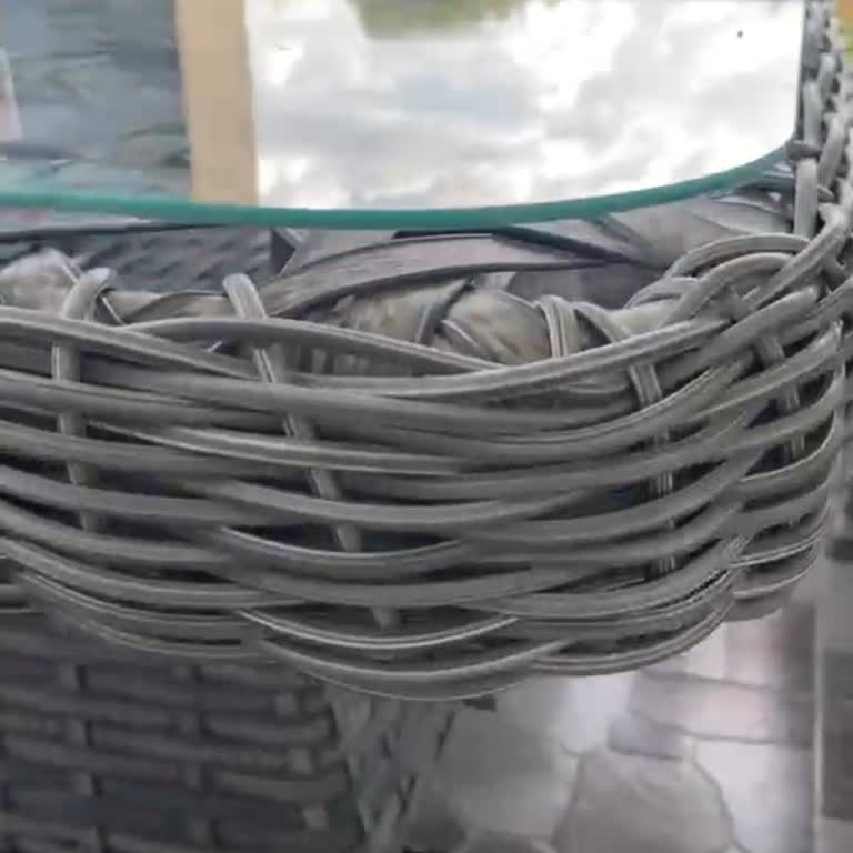 Camı Havada Olan Bahçe Masası İçin Kalıcı Çözüm Talebi