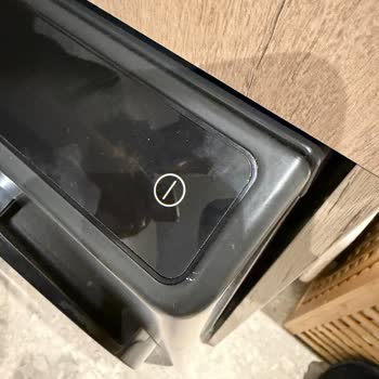 Tekrarlanan Servis Hataları Ve Çamaşır Makinesine Verilen Zararlar Nedeniyle Ürün Değişimi Talebi