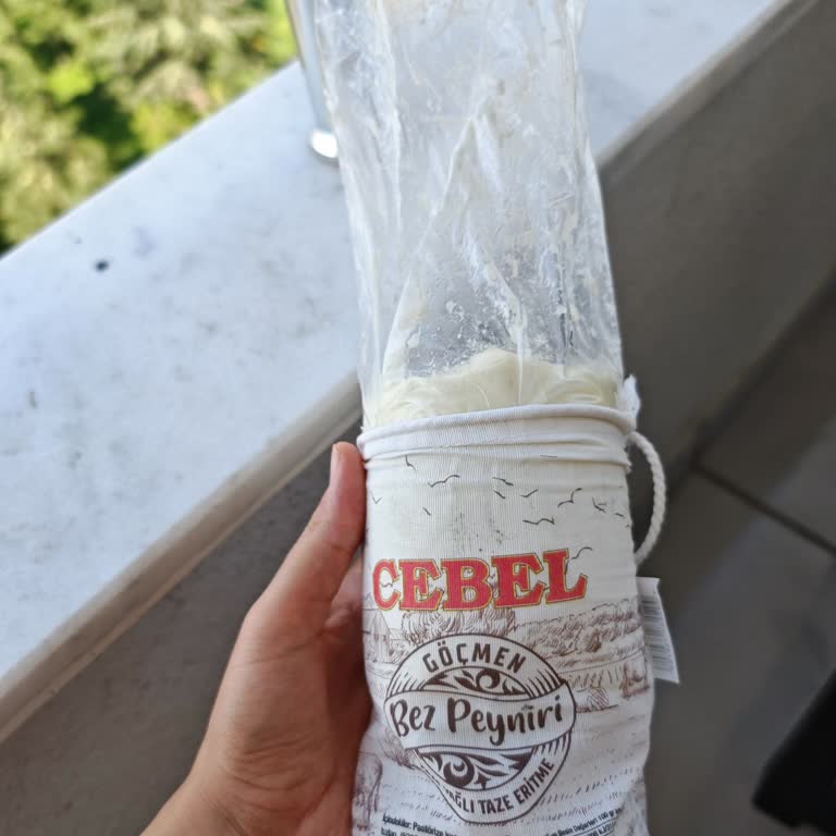 Göçmen Bez Peynirinde Deterjan Kokusu Ve Güven Sarsıntısı