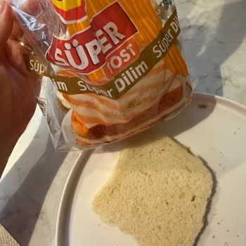 Uno Tost Ekmeğinde Böcek Olması
