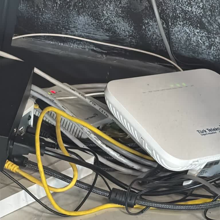Türk Telekom'dan İnternet Kesintisi Ve Acil Müdahale Talebi