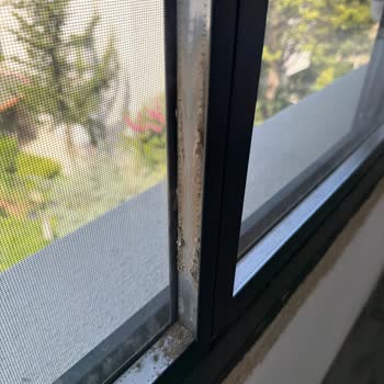 Garantili Cam Balkon Sisteminde Su Kaçakları, Buğulanma Ve Montaj Hataları