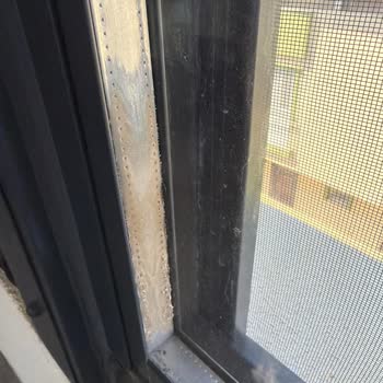Garantili Cam Balkon Sisteminde Su Kaçakları, Buğulanma Ve Montaj Hataları