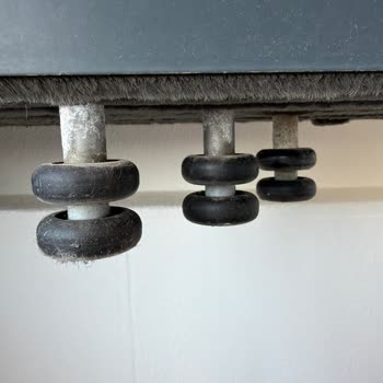 Garantili Cam Balkon Sisteminde Su Kaçakları, Buğulanma Ve Montaj Hataları
