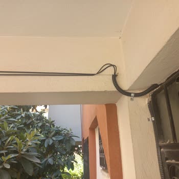 İzinsiz Fiber Çekimi Sonrası Binamızın Dış Ve İç Cephelerine Verilen Zararların Hızlı Onarımı