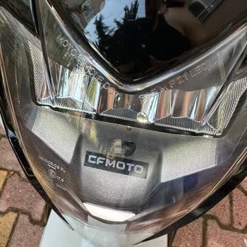 Motosiklet Farında Su Girişi Ve Garanti Kapsamında Yeni Far Değişimi İsteği