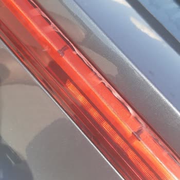 Yeni Cupra Leon Stop Ve Arka Lambalarında Üretim Kaynaklı Çatlak Sorunu