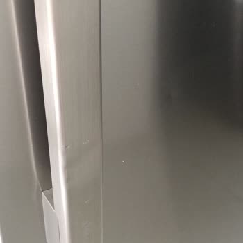 Arçelik Yetkili Servisin Buzdolabına Verdiği Hasarın Ücretsiz Giderilmesi Talebi