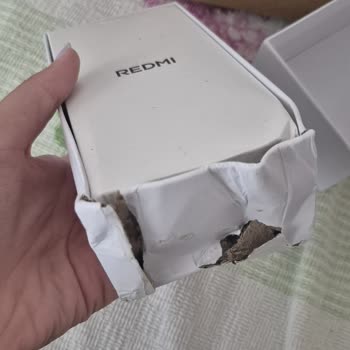 Açılmış Ve Hasarlı Ambalajlı Telefon Teslimatı İçin Tam İade Talebi