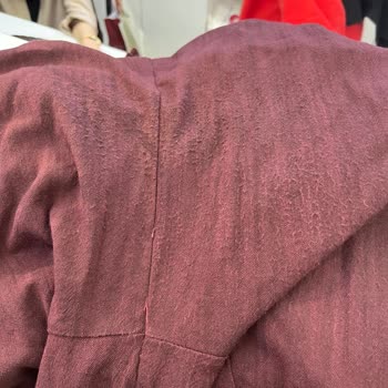 Sultanbeyli Butik C’de Bir Kere Giyilen Takımda Hızlı Yıpranma Ve Saygısız Çalışan Tutumu