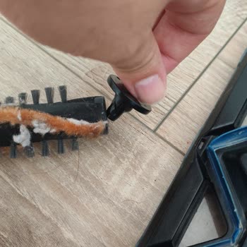 Philips Dikey Şarjlı Süpürge İçin Zorunlu İşçilik Ücreti Karşısında Parça Satışı Talebi