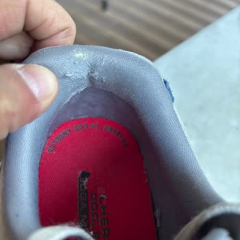 Skechers Ayakkabımda Topuk Astarı Yırtıldı, Garanti Reddiyle Mağdur Oldum