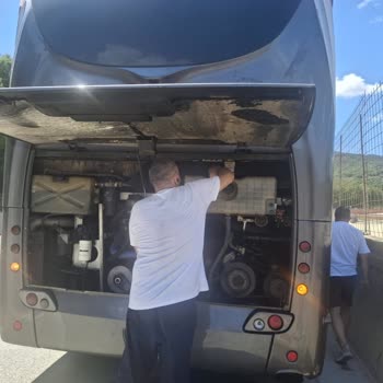 Otobüs Arızaları Ve Rehberin Uygunsuz Davranışı Nedeniyle Tatilde Büyük Mağduriyet