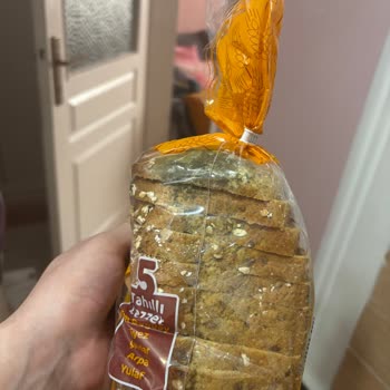Getir'den Gelen Tahıllı Ekmekte Küflenme Ve Sağlık Riski