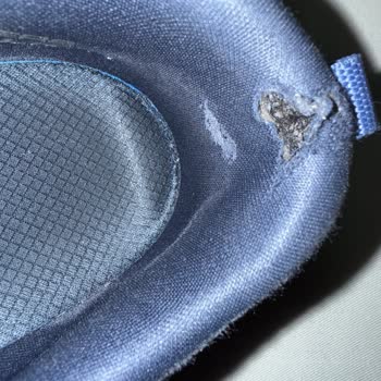 Skechers Ayakkabısındaki İç Astar Yırtılması Ve Mağaza İlgisizliği