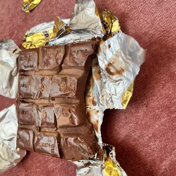 A101'den Ülker Kare Çikolatalarda Parça Eksikliği Ve Telafi İsteği